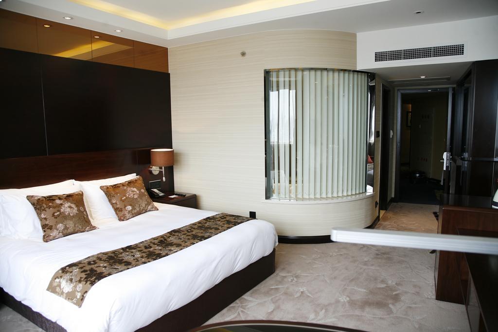 Madison Shanghai Hongqiao Экстерьер фото